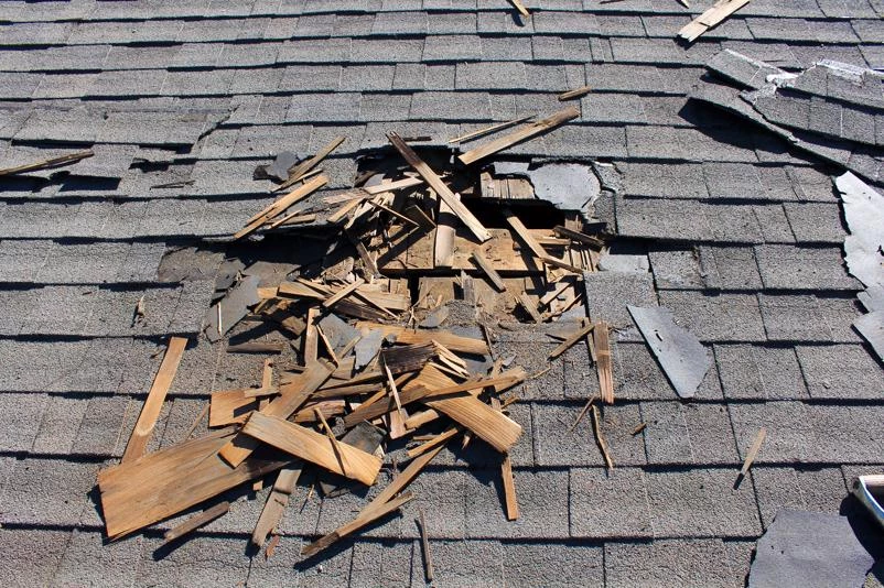 The Major Signs You Need a New Roof damage